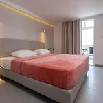 Ξενοδοχείο με διαμερίσματα Comfort Zefyros