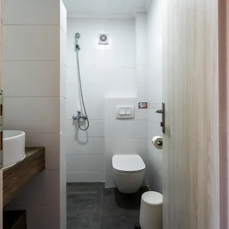 Comfort Zefyros Néoi Póroi