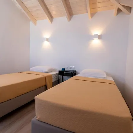 Comfort Zefyros Aparthotel