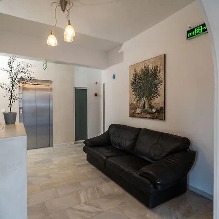 Ξενοδοχείο με διαμερίσματα Comfort Zefyros Νέοι Πόροι