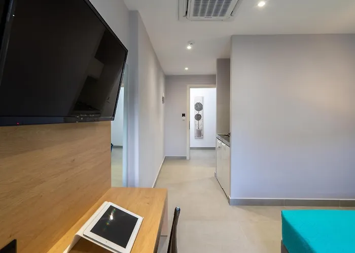 Comfort Zefyros 3* Neoi Poroi