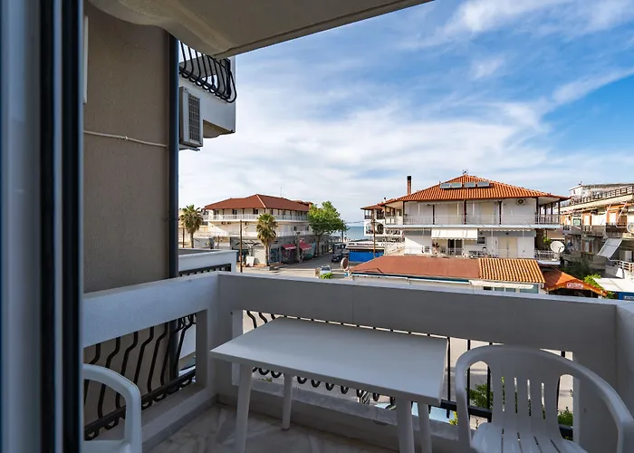 Aparthotel Comfort Zefyros 3*