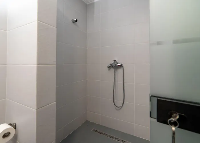 Comfort Zefyros 3* Neoi Poroi